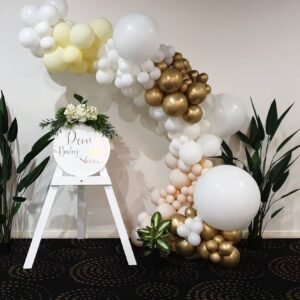 Balloon garlands